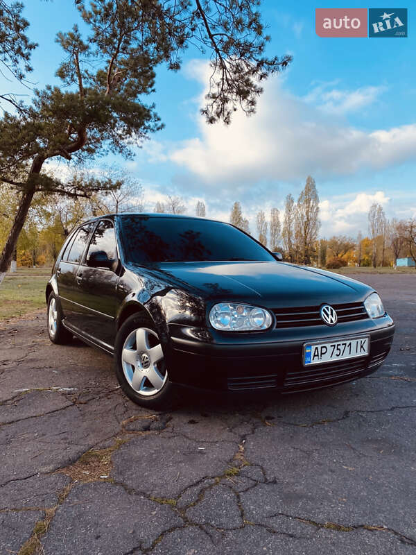 Хетчбек Volkswagen Golf 2002 в Кам'янському фото Хетчбек Volkswagen Golf 2002 в Кам'янському