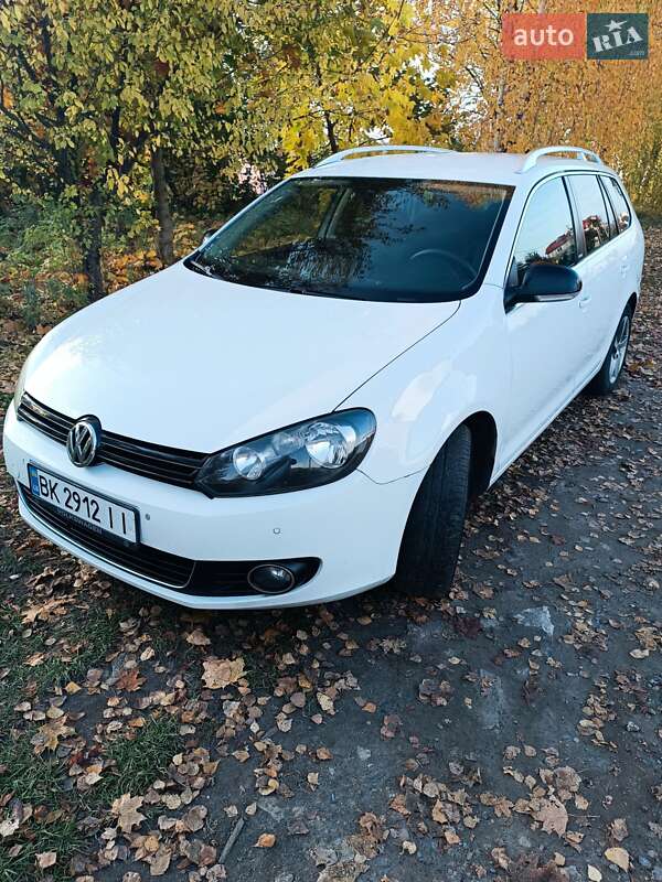 Volkswagen Golf 2011 Volkswagen Golf 2011