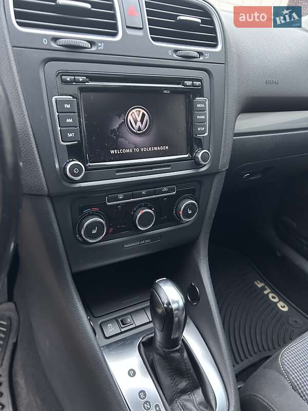 Хэтчбек Volkswagen Golf 2012 в Харькове