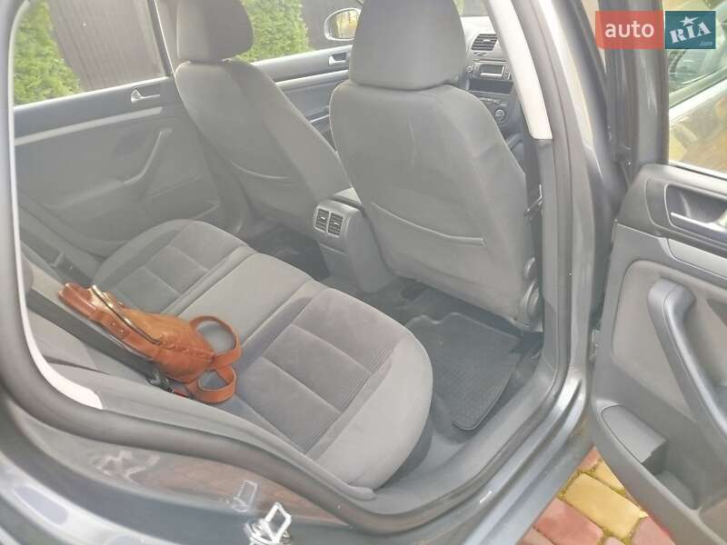 Універсал Volkswagen Golf 2008 в Володимирі фото 12 Універсал Volkswagen Golf 2008 в Володимирі