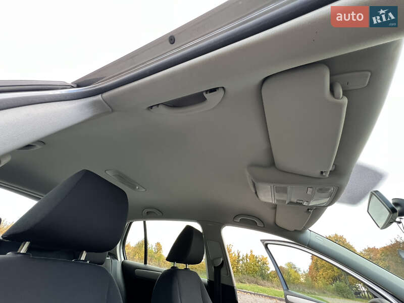 Хэтчбек Volkswagen Golf 2009 в Луцке фото 18 Хэтчбек Volkswagen Golf 2009 в Луцке