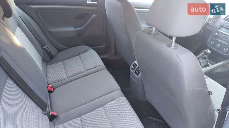 Универсал Volkswagen Golf 2009 в Чернигове фото 38 Универсал Volkswagen Golf 2009 в Чернигове