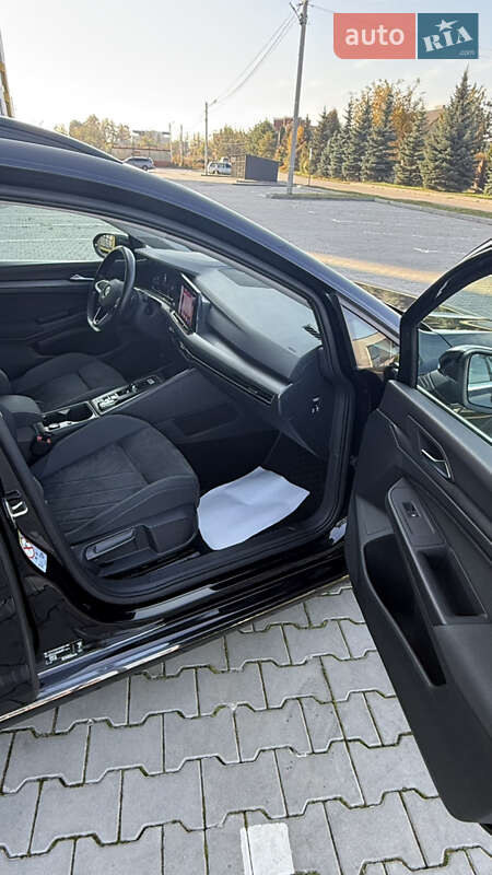 Универсал Volkswagen Golf 2021 в Луцке