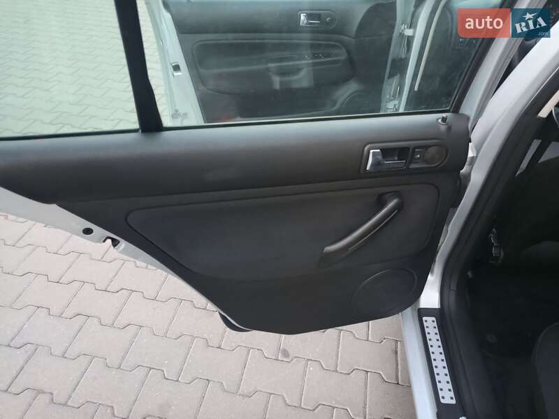 Хетчбек Volkswagen Golf 2002 в Запоріжжі фото 21 Хетчбек Volkswagen Golf 2002 в Запоріжжі