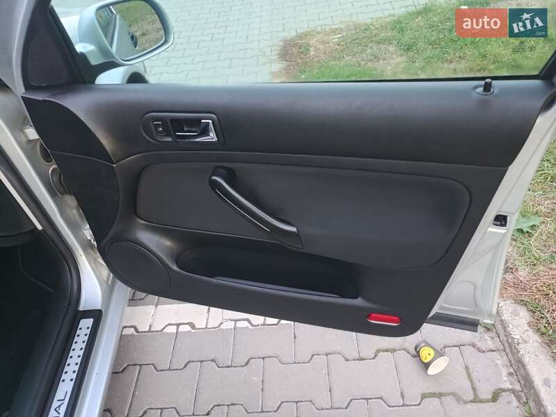 Хетчбек Volkswagen Golf 2002 в Запоріжжі фото 26 Хетчбек Volkswagen Golf 2002 в Запоріжжі