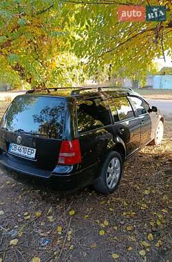 Універсал Volkswagen Golf 2004 в Краматорську