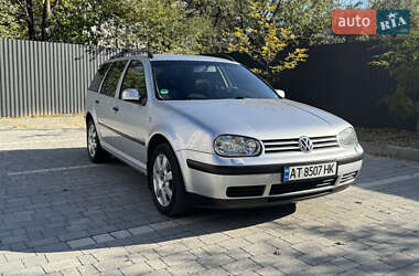 Универсал Volkswagen Golf 2002 в  фото 15 Универсал Volkswagen Golf 2002 в