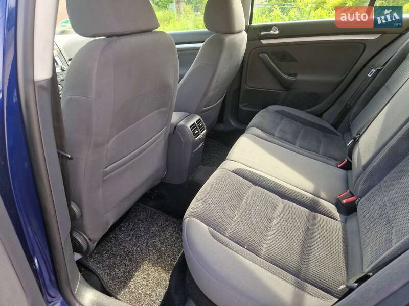 Универсал Volkswagen Golf 2007 в Коломые