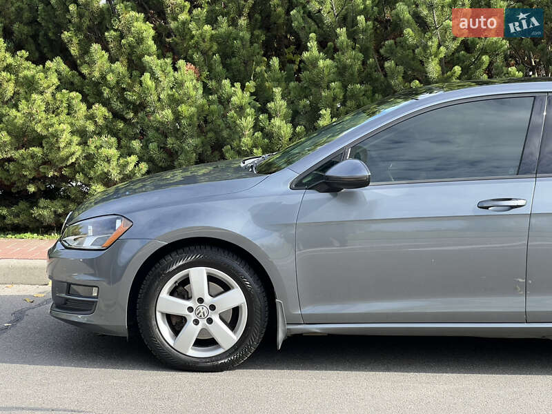 Хетчбек Volkswagen Golf 2015 в Києві фото 12 Хетчбек Volkswagen Golf 2015 в Києві