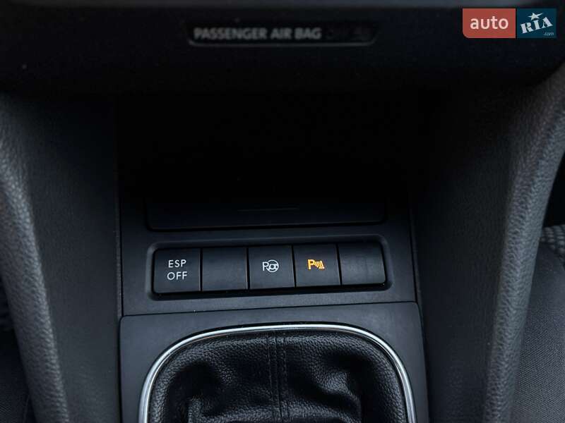 Хетчбек Volkswagen Golf 2010 в Мукачевому