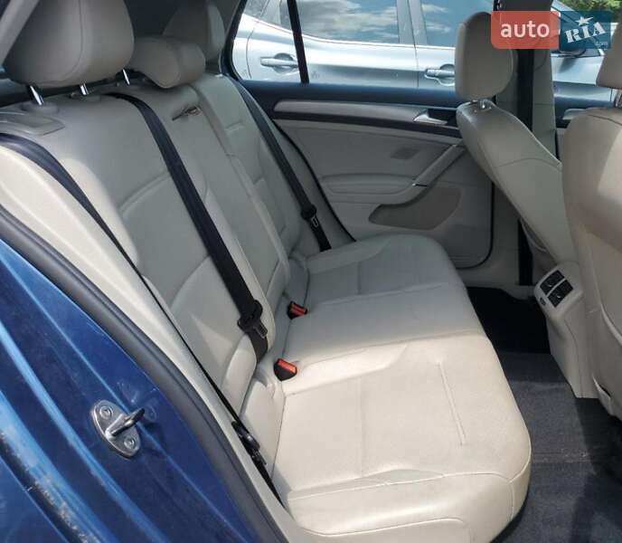 Хетчбек Volkswagen Golf 2015 в Львові фото 10 Хетчбек Volkswagen Golf 2015 в Львові