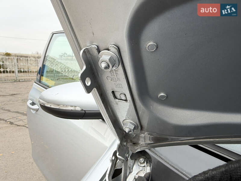 Хэтчбек Volkswagen Golf 2009 в Лубнах фото 50 Хэтчбек Volkswagen Golf 2009 в Лубнах