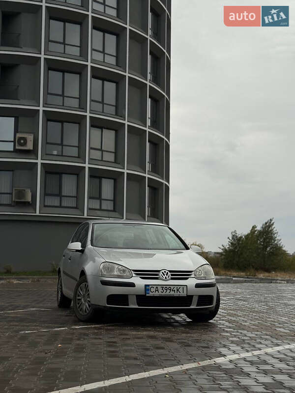 Volkswagen Golf 2005