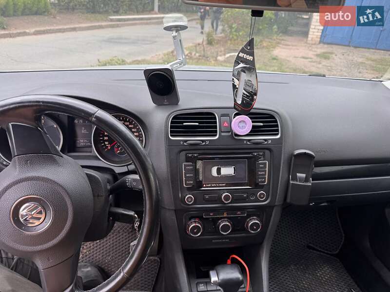 Универсал Volkswagen Golf 2009 в Николаеве