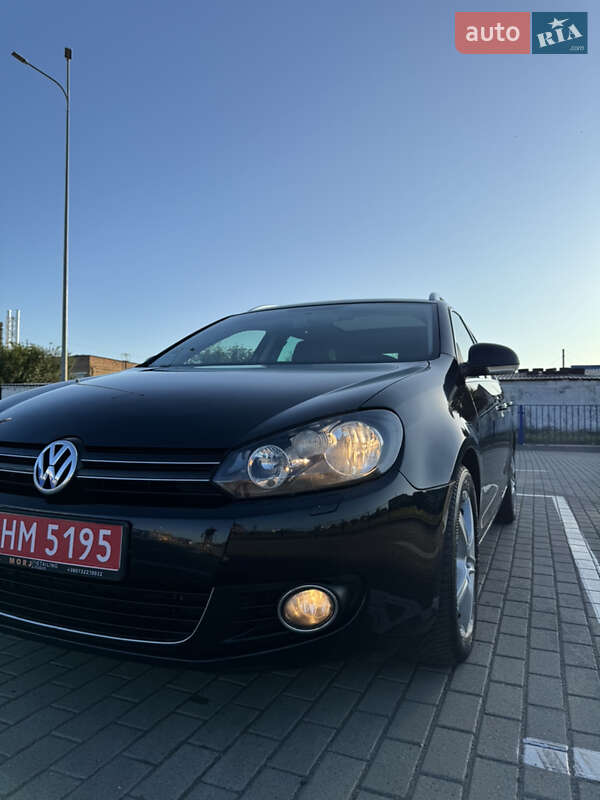 Універсал Volkswagen Golf 2010 в Нововолинську фото 2 Універсал Volkswagen Golf 2010 в Нововолинську