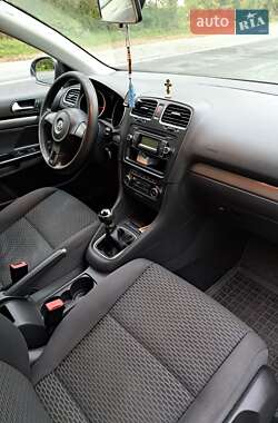 Универсал Volkswagen Golf 2009 в 