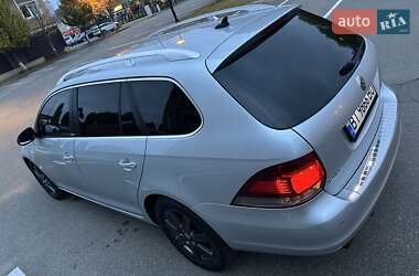 Универсал Volkswagen Golf 2011 в Киеве