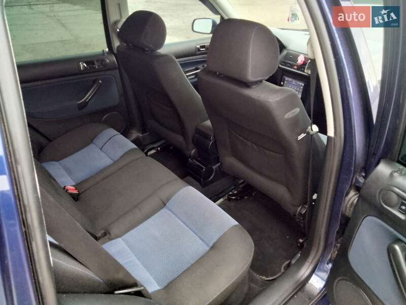 Універсал Volkswagen Golf 1999 в Шумську