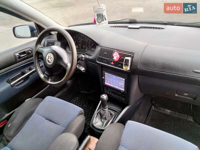 Універсал Volkswagen Golf 1999 в Шумську