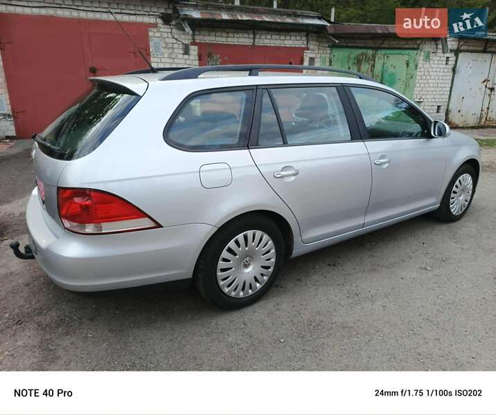 Универсал Volkswagen Golf 2008 в Чернигове