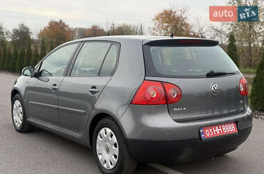 Хэтчбек Volkswagen Golf 2007 в 