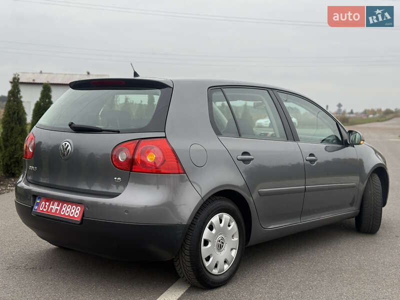 Хэтчбек Volkswagen Golf 2007 в Березане