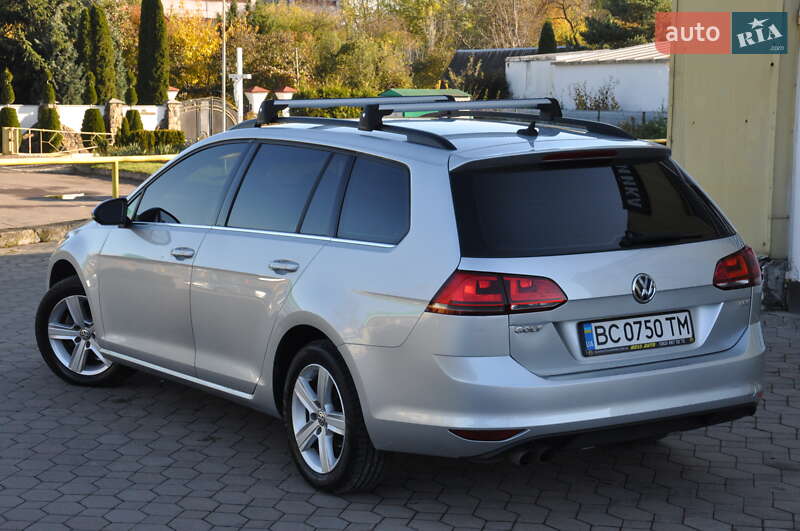 Универсал Volkswagen Golf 2015 в Львове