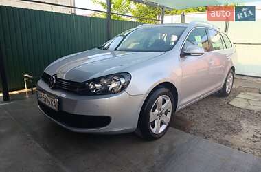 Универсал Volkswagen Golf 2010 в Запорожье Универсал Volkswagen Golf 2010 в Запорожье