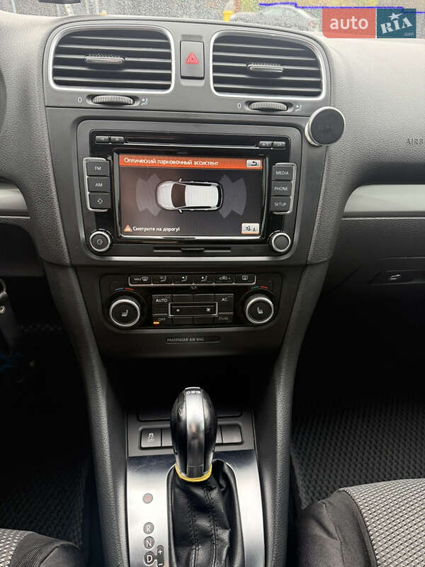 Хэтчбек Volkswagen Golf 2012 в Фастове