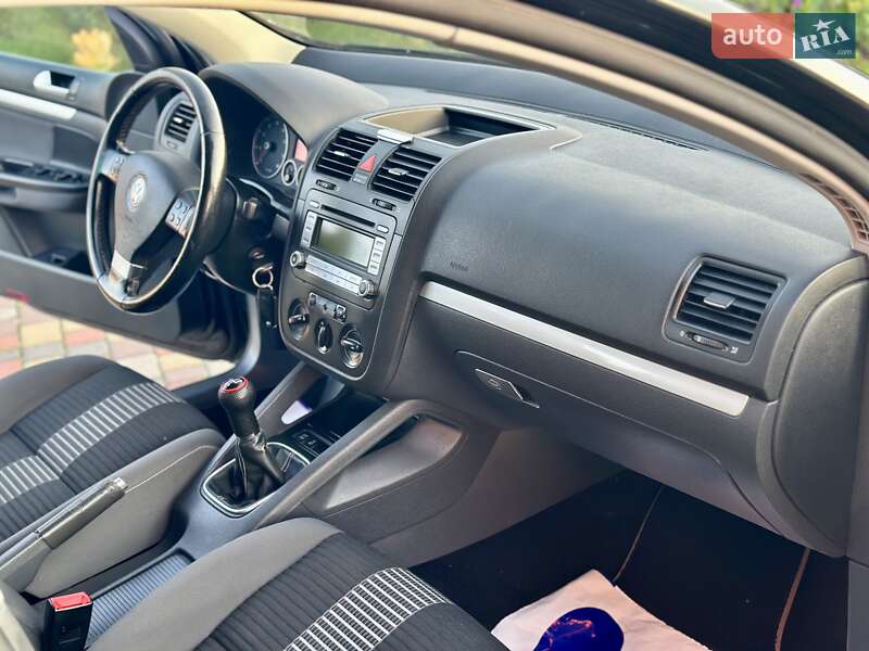 Хэтчбек Volkswagen Golf 2008 в Владимирце фото 24 Хэтчбек Volkswagen Golf 2008 в Владимирце