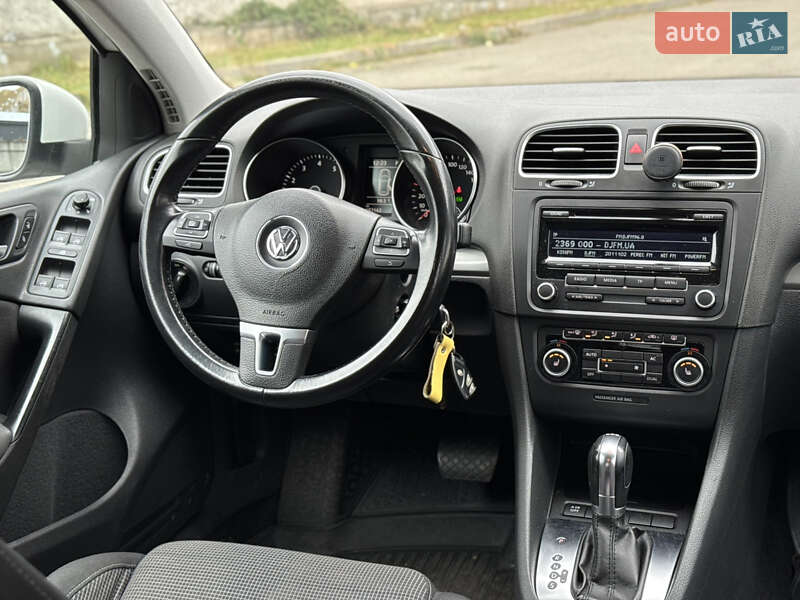 Хэтчбек Volkswagen Golf 2012 в Киеве фото 35 Хэтчбек Volkswagen Golf 2012 в Киеве
