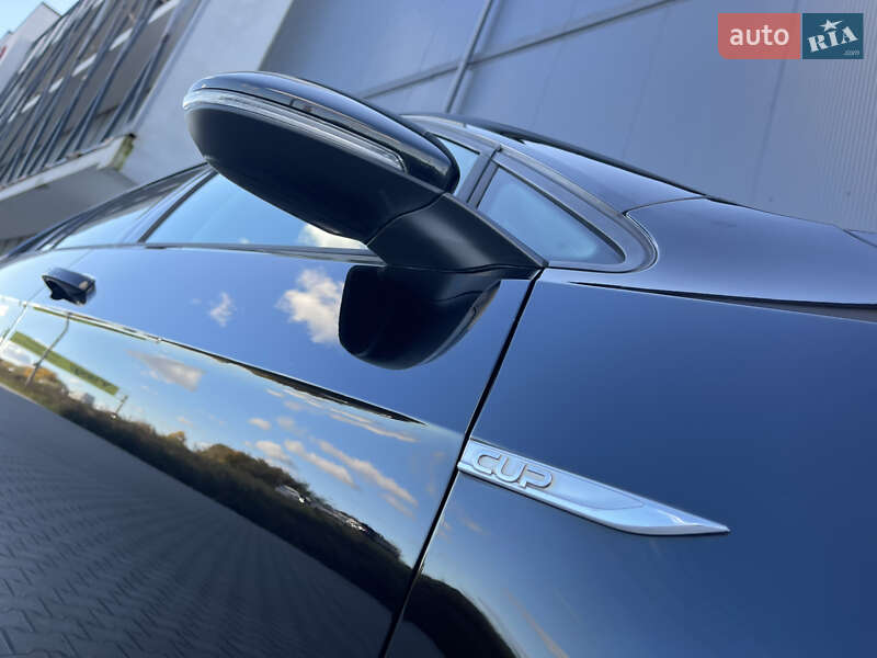 Универсал Volkswagen Golf 2014 в Львове