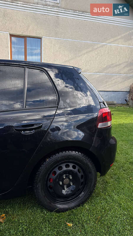 Хетчбек Volkswagen Golf 2009 в Івано-Франківську