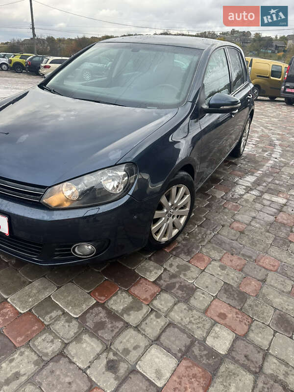 Хетчбек Volkswagen Golf 2010 в Великій Багачці