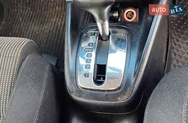 Хетчбек Volkswagen Golf 2002 в Тернополі