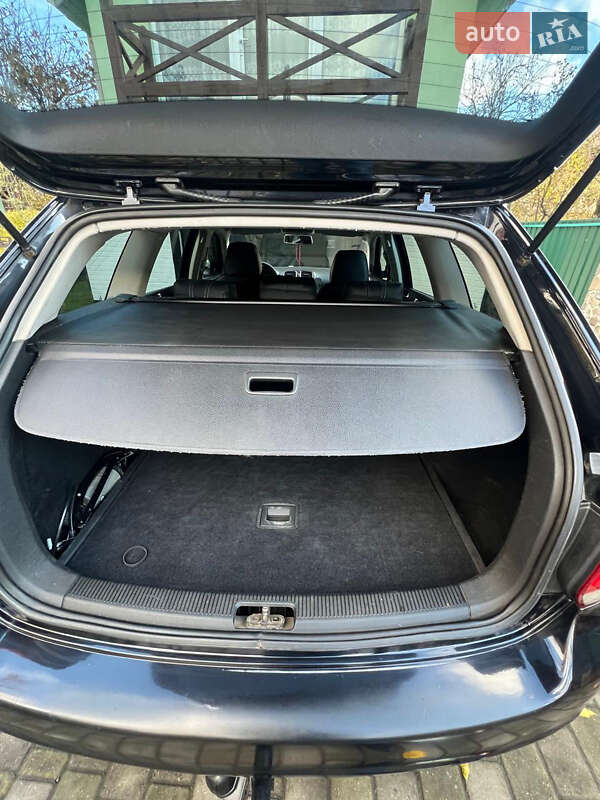 Универсал Volkswagen Golf 2010 в Львове