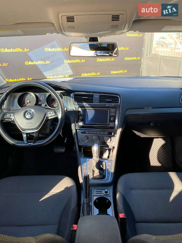 Хетчбек Volkswagen Golf 2018 в Кривому Розі