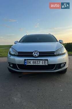 Универсал Volkswagen Golf 2009 в 