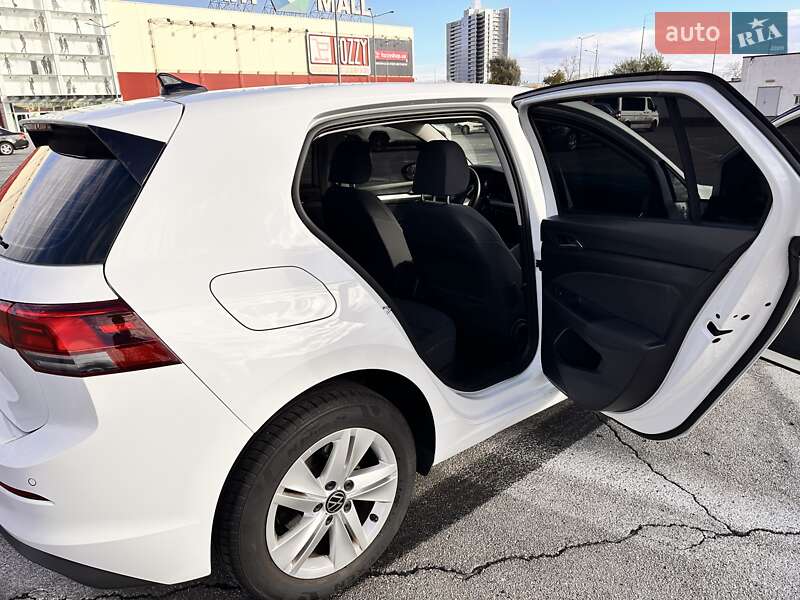 Хэтчбек Volkswagen Golf 2022 в Киеве фото 10 Хэтчбек Volkswagen Golf 2022 в Киеве