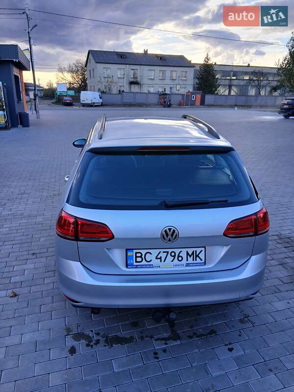 Универсал Volkswagen Golf 2015 в Лопатине