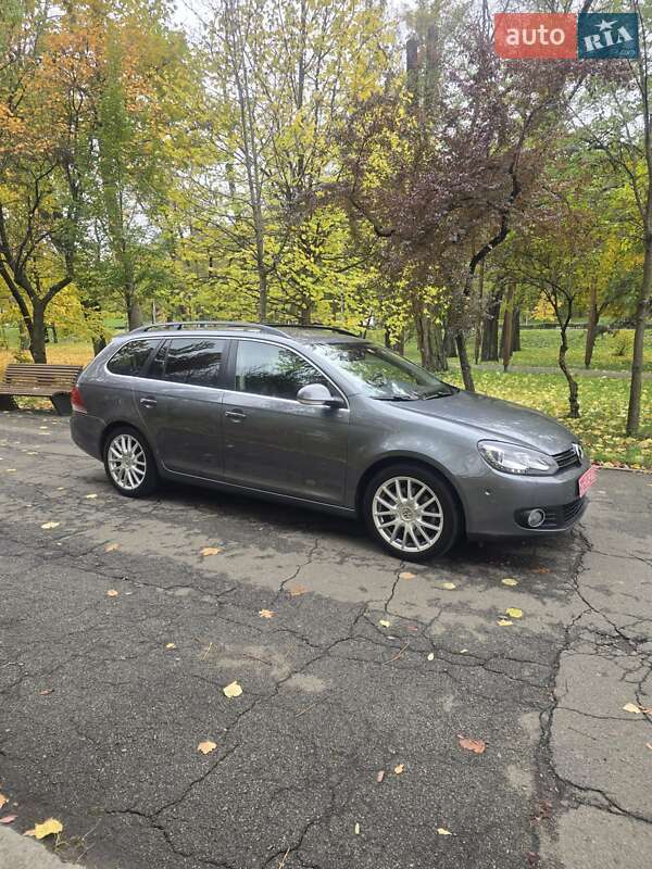 Універсал Volkswagen Golf 2012 в Києві фото 17 Універсал Volkswagen Golf 2012 в Києві