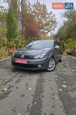 Универсал Volkswagen Golf 2012 в 
