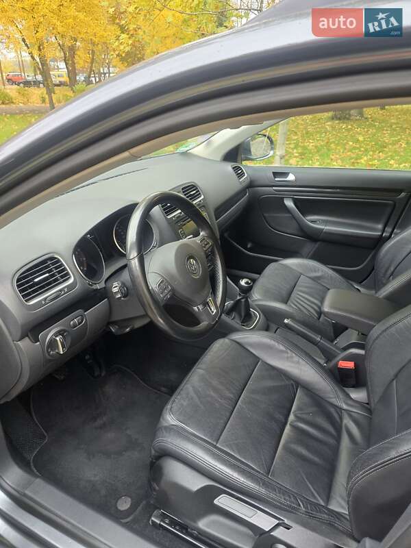 Універсал Volkswagen Golf 2012 в Києві фото 32 Універсал Volkswagen Golf 2012 в Києві