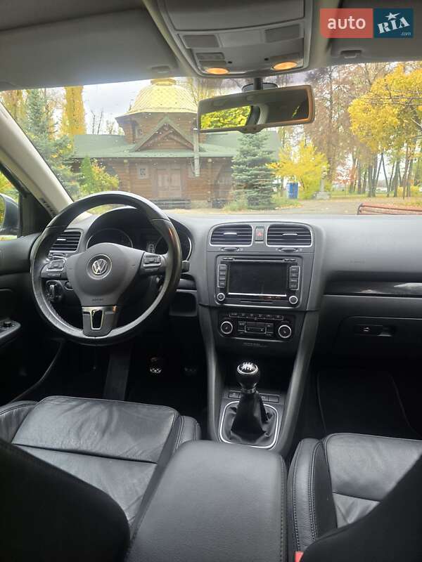 Універсал Volkswagen Golf 2012 в Києві фото 44 Універсал Volkswagen Golf 2012 в Києві