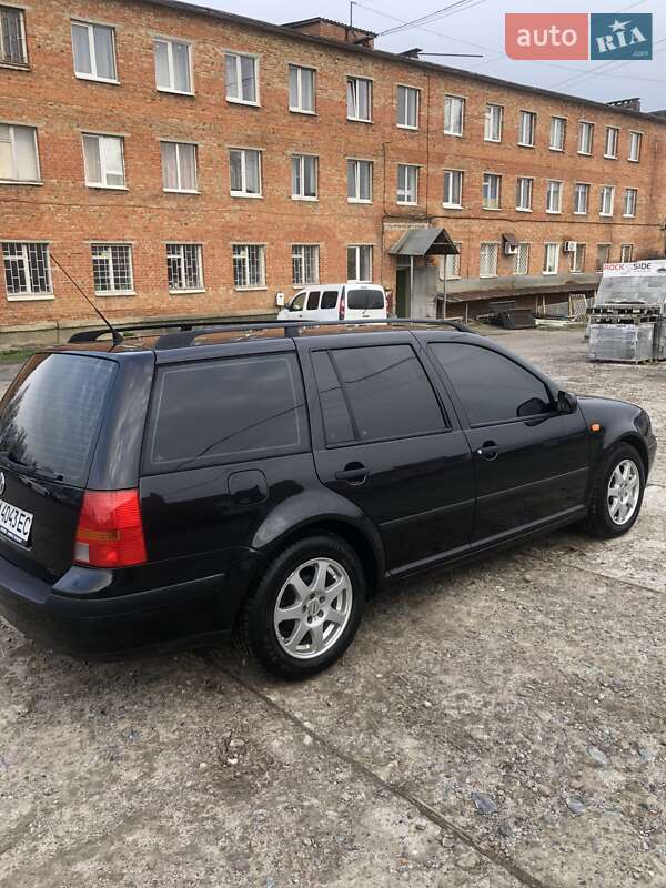 Универсал Volkswagen Golf 1999 в Сумах