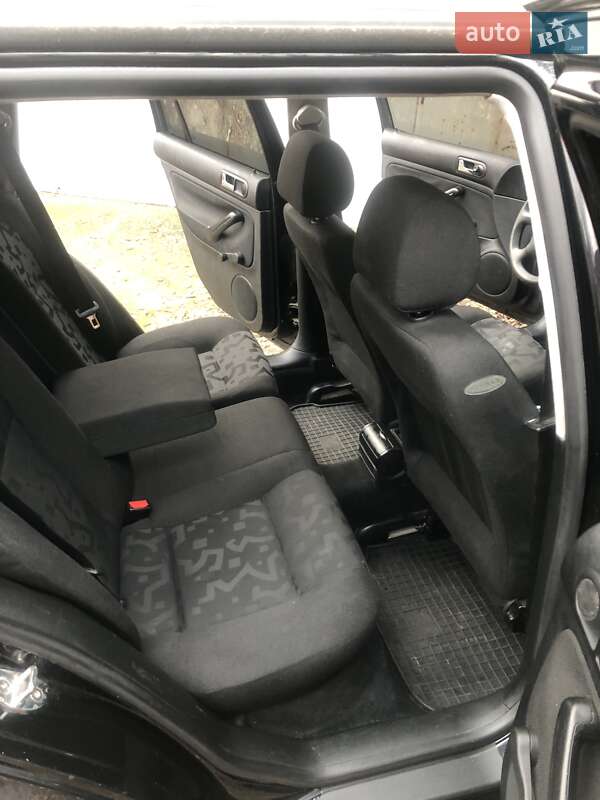Универсал Volkswagen Golf 1999 в Сумах