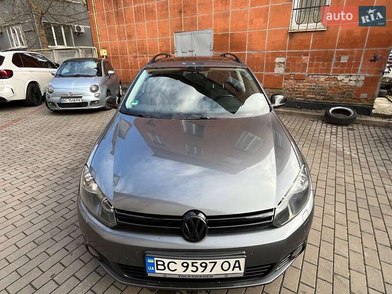 Універсал Volkswagen Golf 2012 в Львові