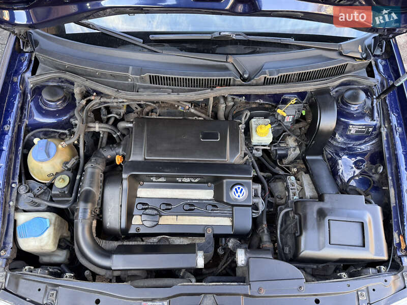 Універсал Volkswagen Golf 2001 в Чернігові