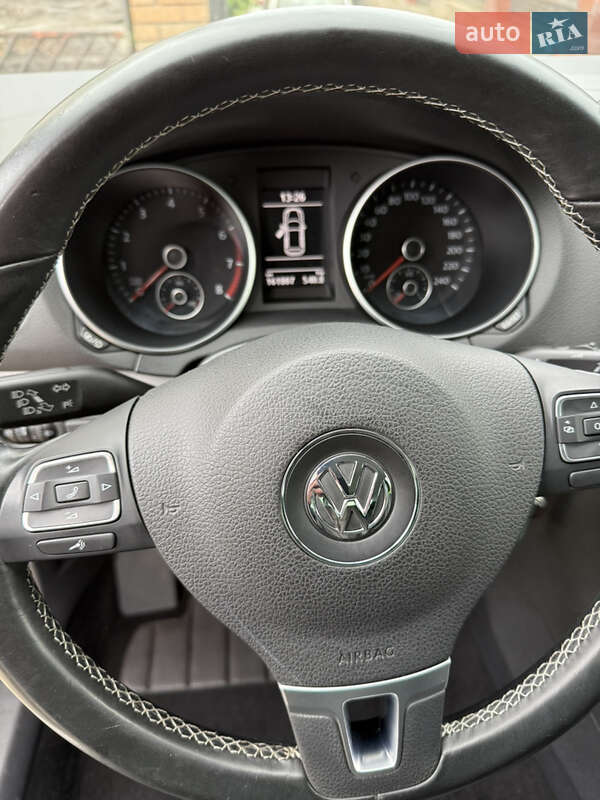 Хетчбек Volkswagen Golf 2013 в Хмельницькому фото 13 Хетчбек Volkswagen Golf 2013 в Хмельницькому