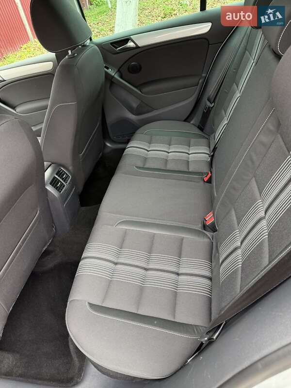 Хетчбек Volkswagen Golf 2013 в Хмельницькому фото 18 Хетчбек Volkswagen Golf 2013 в Хмельницькому